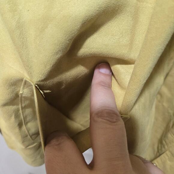 Chico’s Faux Suede Button Up Blouse Yellow Long Sleeve Top Size XL 3 - Picture 9 of 9